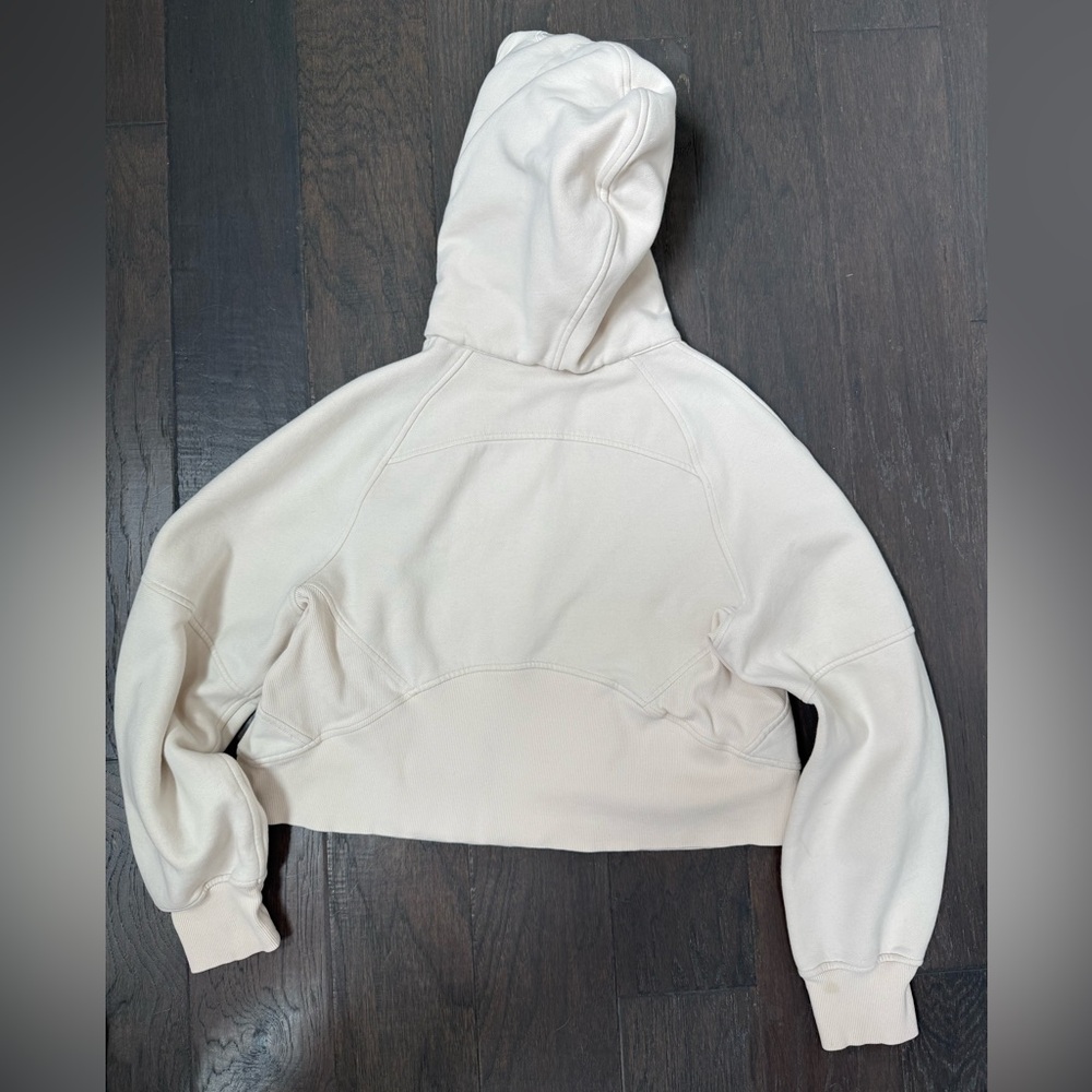 Lululemon Scuba Hoodie - Picture 2 of 5